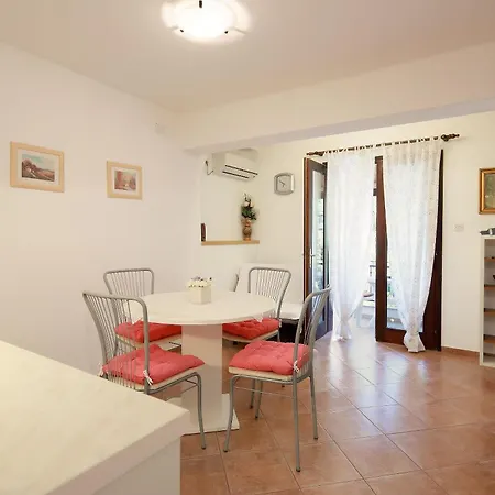 Svoboda 4 * Silo (Krk)